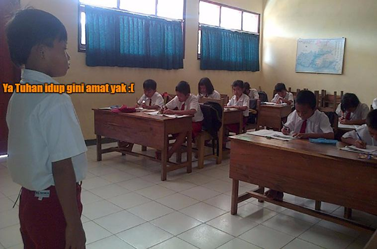 Deretan Potret hukuman jaman sekolah ini bikin kamu kangen masa sekolah